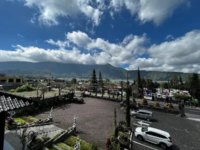 De Danau lake view restaurant 1