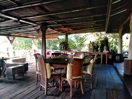 Restaurant Ulun Danu Beratan 1
