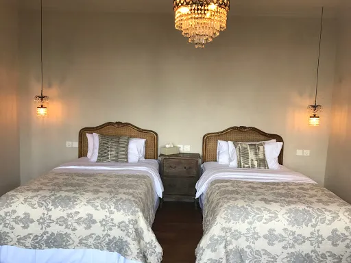 Little Lake Villa 1