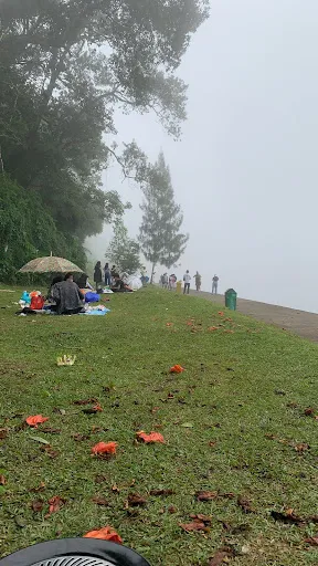 New Rekreasi Tepi Danau Beratan 4