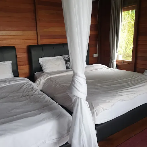Villa Bukit Berbunga (Flower Hill Villa) 1