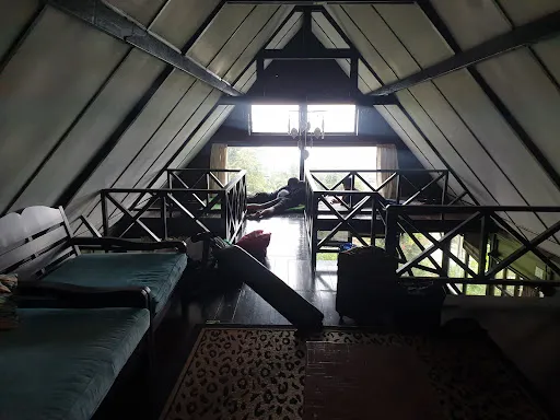 Villa Bukit Berbunga (Flower Hill Villa) 2