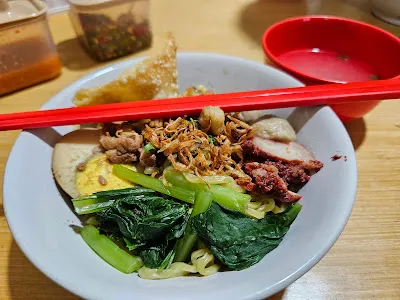 Mie Pangsit Djoe Djoe Medan , Baturiti 3