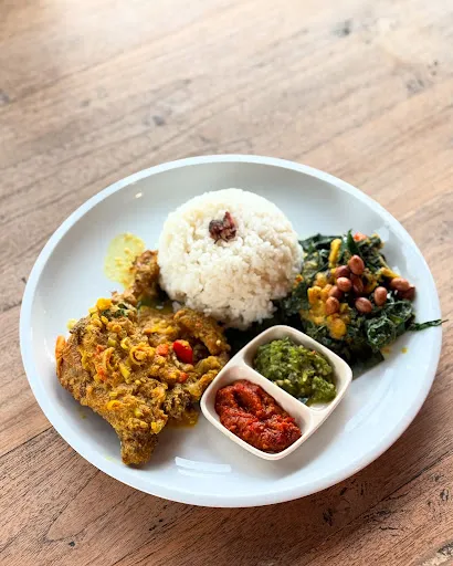 WADESA Warung Kopi & Resto 3