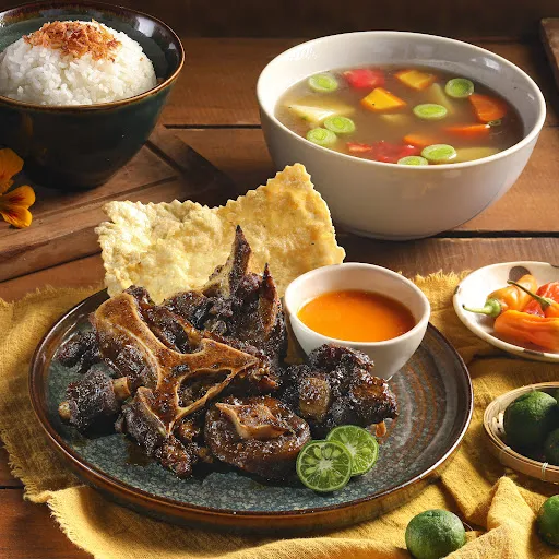 Dapur Cemara at Dusun Bedugul Asri 4