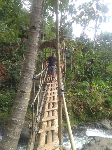 Water Slide Lemukih 4