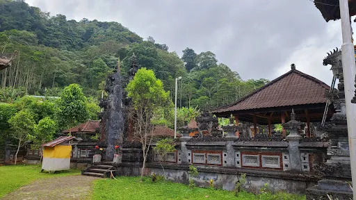 Ulun Danu Buyan Temple 3