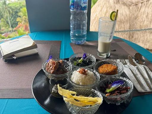 Somarasa Plant-based Restaurant 2