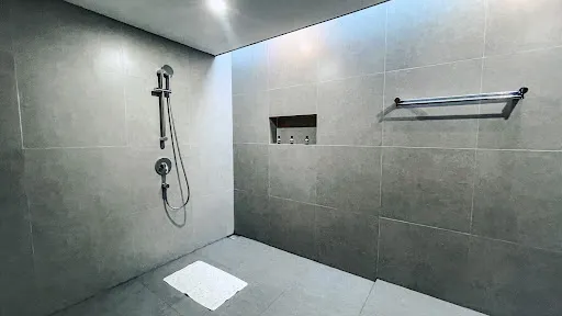 Giriwood Hotel & Villa 3