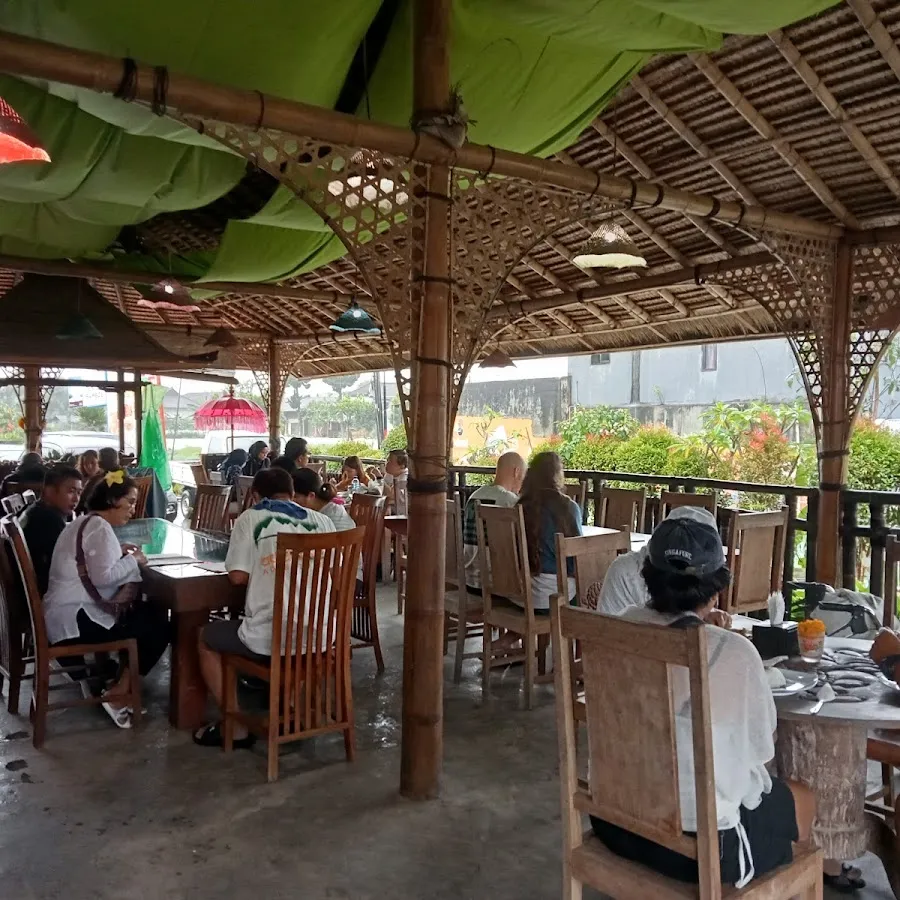 Warung Makan Tenten Bamboe 1