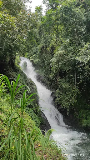 Dedari Waterfall
