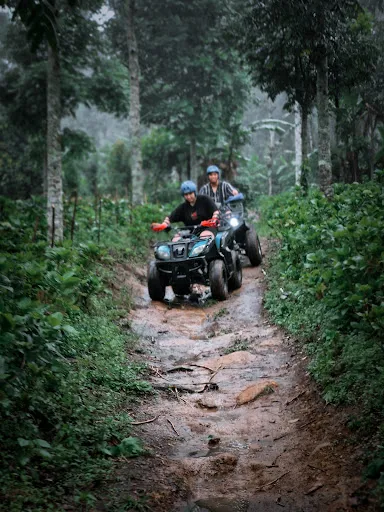 Twin Waterfall Wanagiri 2