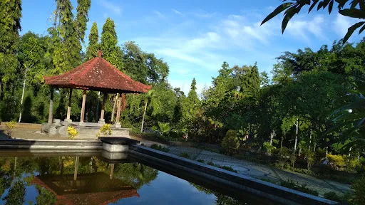 Patung Tri Yudha Sakti 4