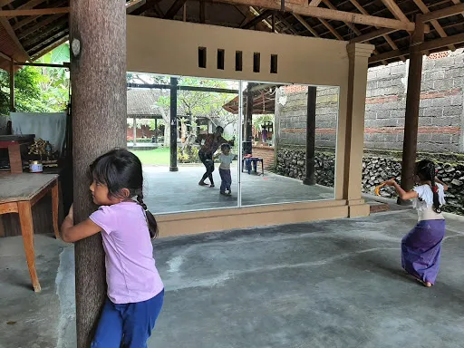 Sanggar Santhi Budaya 1