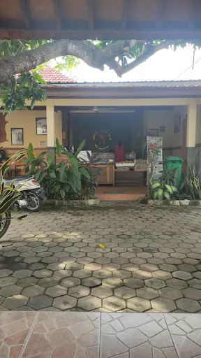 Dr Hilda S. Dentist Singaraja 1