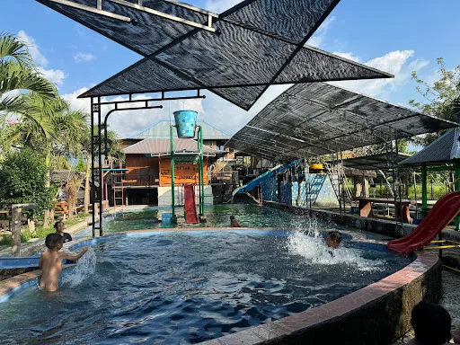 Kolam Renang AlamBatanNyuh 1