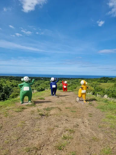 Bukit Teletubies Kubutambahan 4