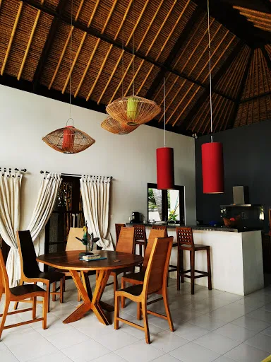 Kembali Villa 4