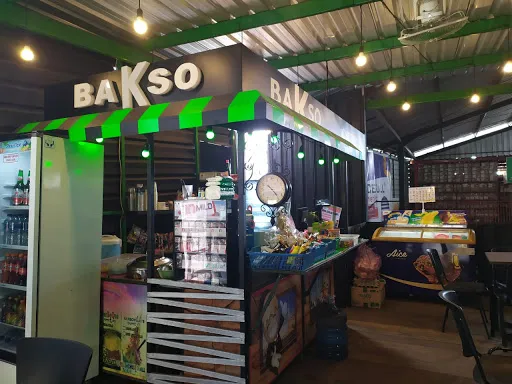 Edie Arta Cafe & Kids Zone Bungkulan 1