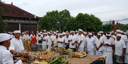 Pura Desa (Desa Sangsit) 2