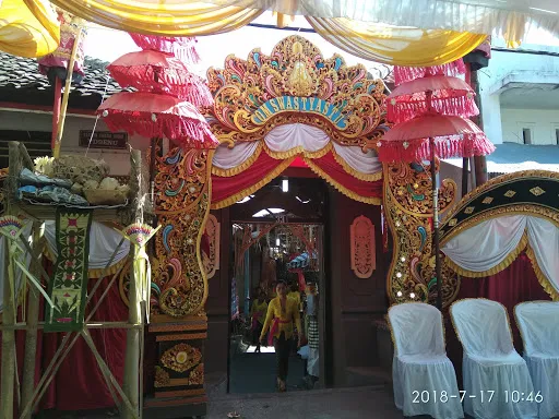 Sangsit Traditional Market 1