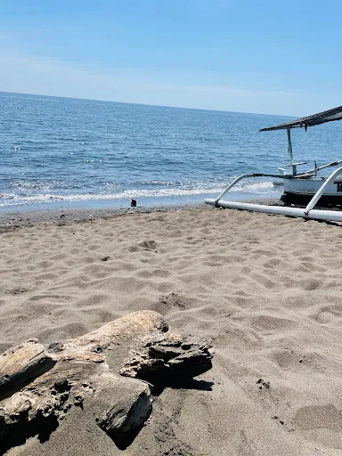 Kerobokan Beach, Singaraja 2
