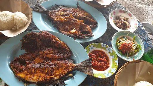 warung ikan bakar kubu apilan 4