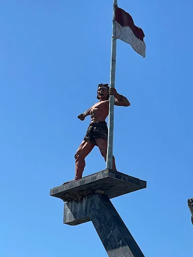 Monumen Yudha Mandala Tama 1