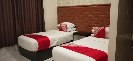 New Garuda Hotel 1