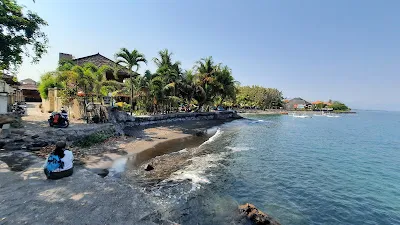 Happy Beach Tukad Mungga 2