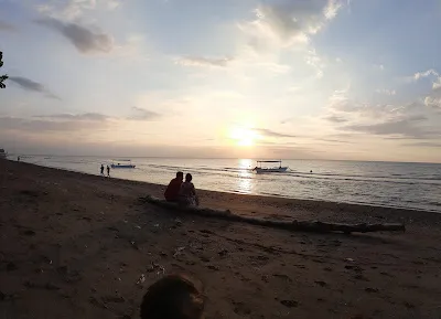 Pantai Camplung 1