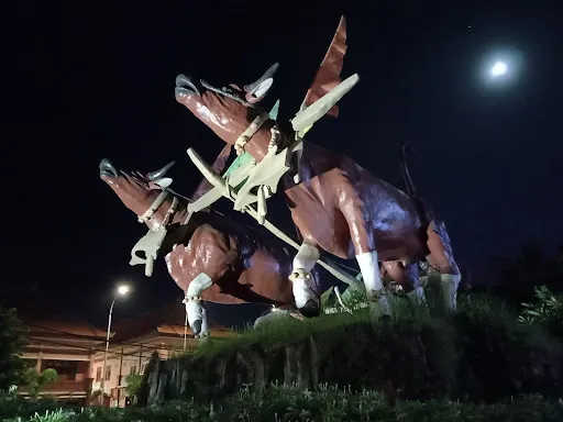 Patung Sapi Gerumbungan 4