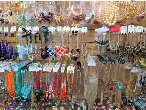 Manik Mas Accessories 3
