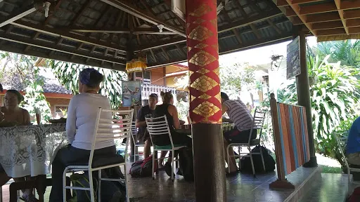 Perama Tour & Travel - Lovina 2