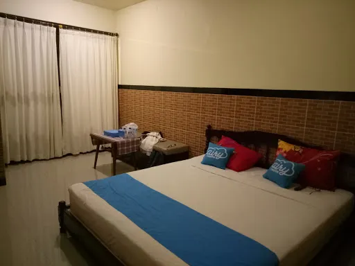 Puri Mandhara 4