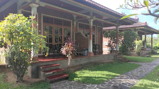 Bayumantra bungalows 3