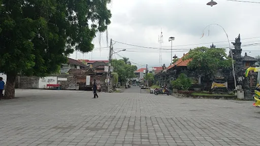 Pantai Pasir Putih Lovina 2