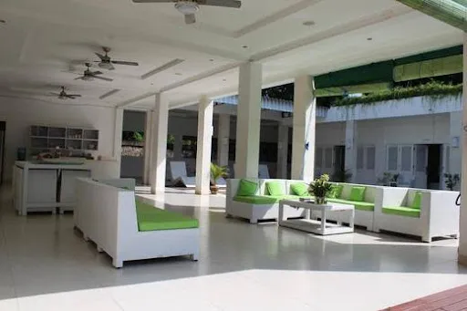 Villa putih lovina 4
