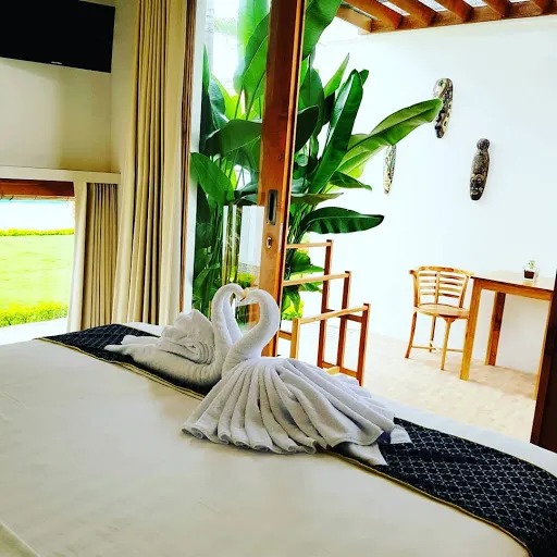 The Edicha Guesthouses Villa Pool 1