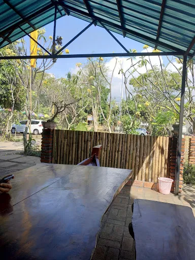 Warung Ikan Bakar Sindhu Segara 1