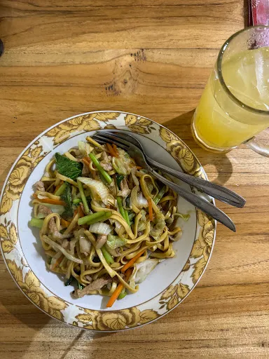Warung Lina 4