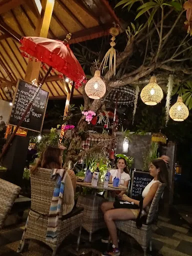 Semina Restaurant 1