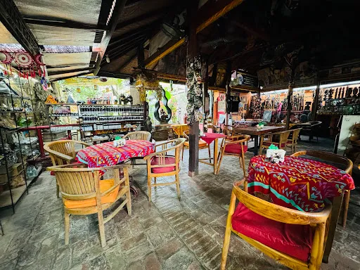 The Global Village Foundation Kafe 4