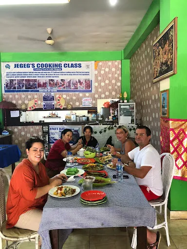 Warung Jegeg 4