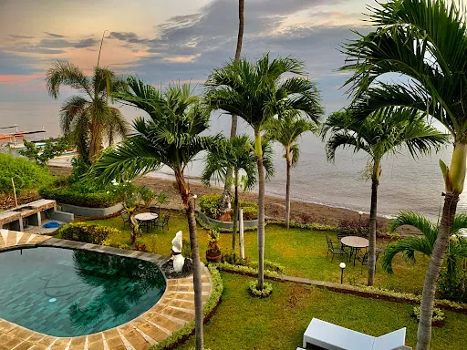 Dolphin Beach Bali Apartments 1