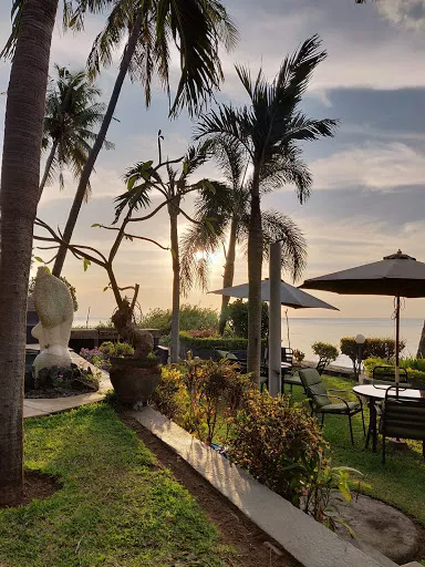 Dolphin Beach Bali Apartments 2