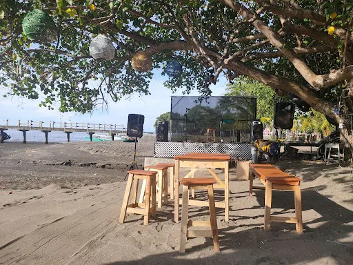 Warung Le Minerale 1