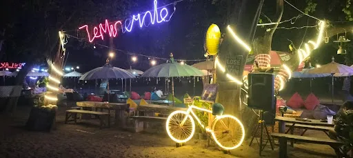 Warung Le Minerale 3