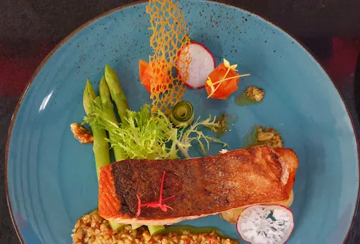 Lemongrass Resto 4