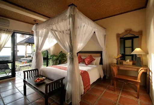 Nugraha Lovina Seaview Resort & Spa 3